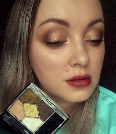 dior golden nights golden snow|Dior Golden Snow Eyeshadow Palette Review & Swatches.